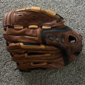 DeMarini Helix Slowpitch Softball Glove 13" AD800 SG13 Leather Right Hand Throw